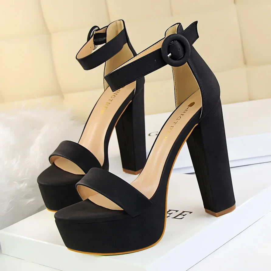 Ladies Shoes Pumps Platform High Heel Fashion Party Wedding Shoes Bridal Nightclub Sexy Summer Sandals Peep Toe Large Size 42 43