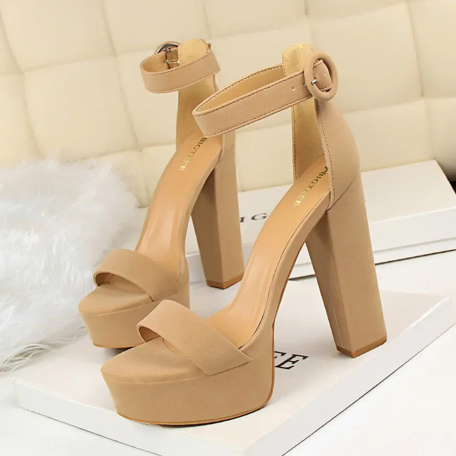 Ladies Shoes Pumps Platform High Heel Fashion Party Wedding Shoes Bridal Nightclub Sexy Summer Sandals Peep Toe Large Size 42 43