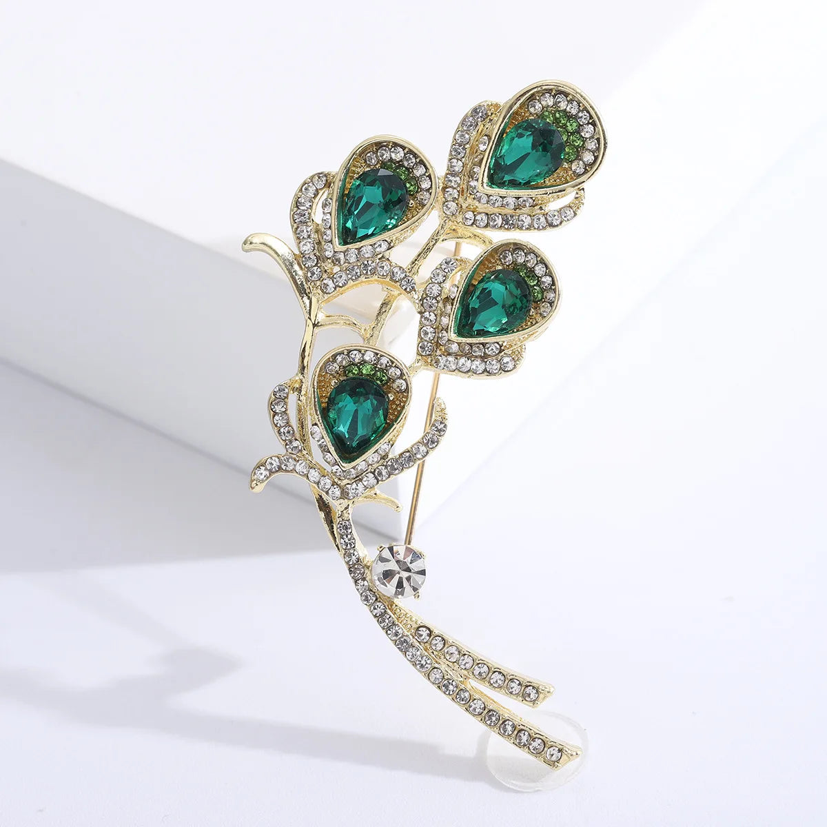 High-end Exquisite Colorful Hollow Leaf Brooch Coat Cardigan Suit Pin Brooch Female Elegant Atmosphere Clothing Accessories