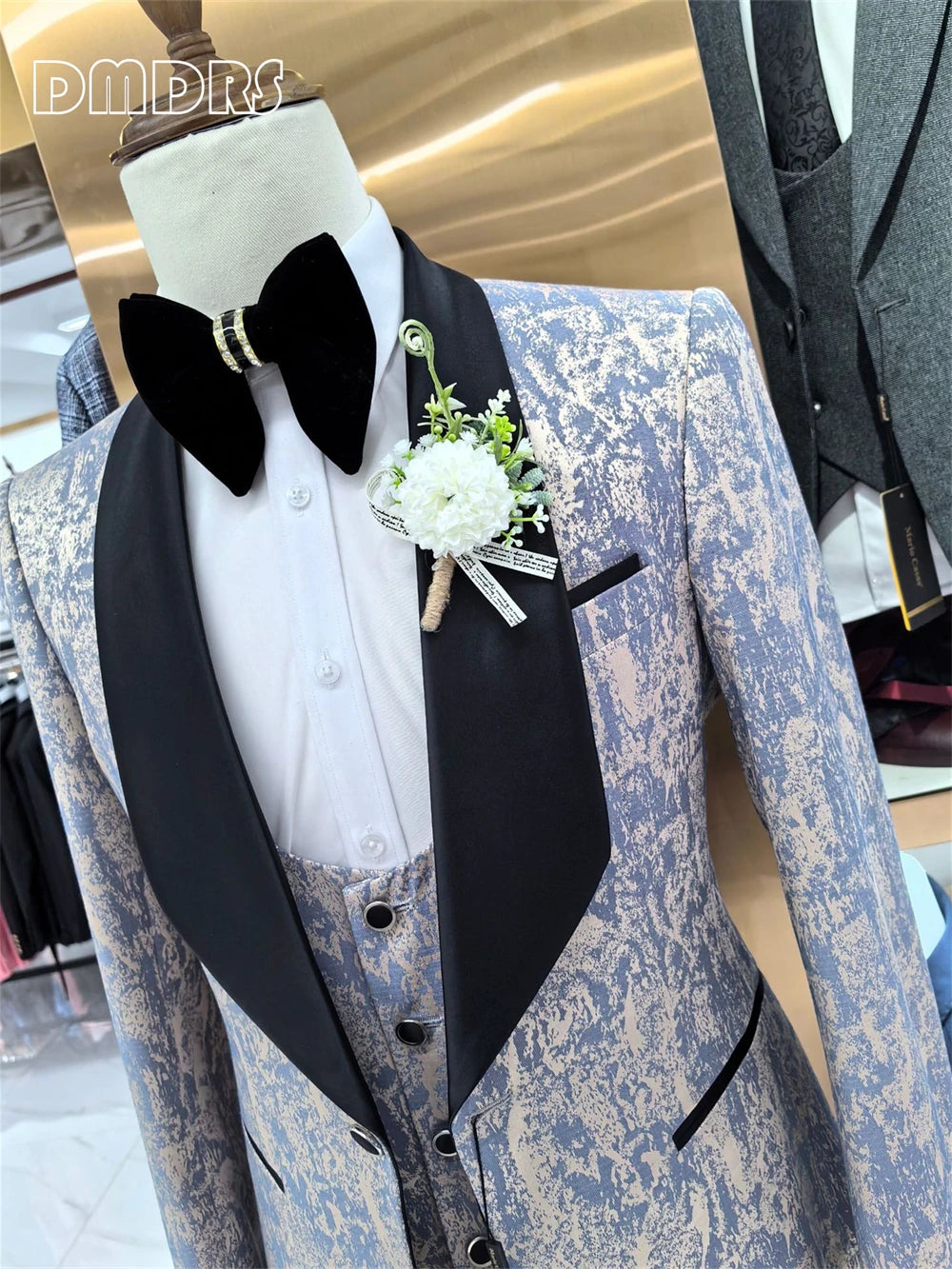 Designer fashion Men's Suit Set 3 Pieces Blazer Vest Pants Slim Fitting Suits One Button Shawl Neck Party Prom Tuxedo For Men