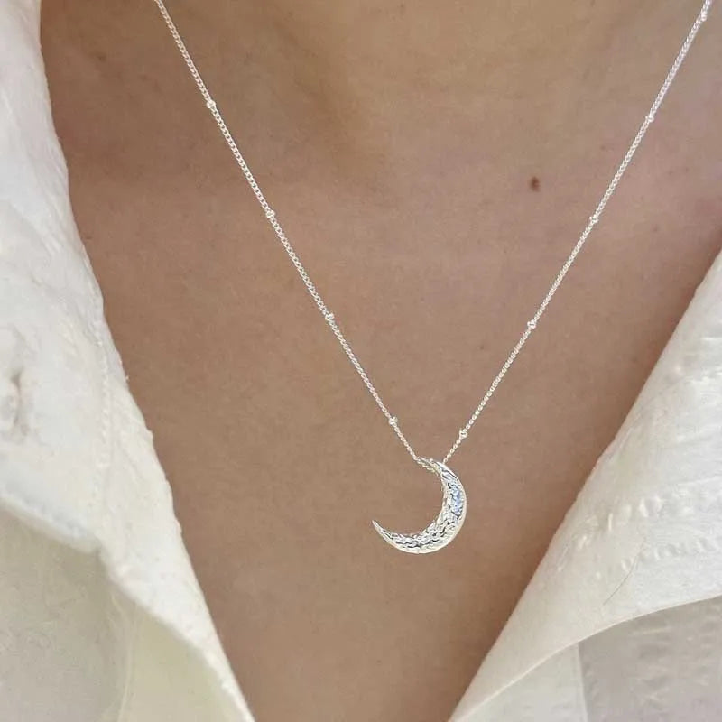 New 925 Sterling Silver Geometric Sparkling Moon Pendant Clavicle Choker For Women Wedding Necklace Engagement Fine Jewelry ﻿